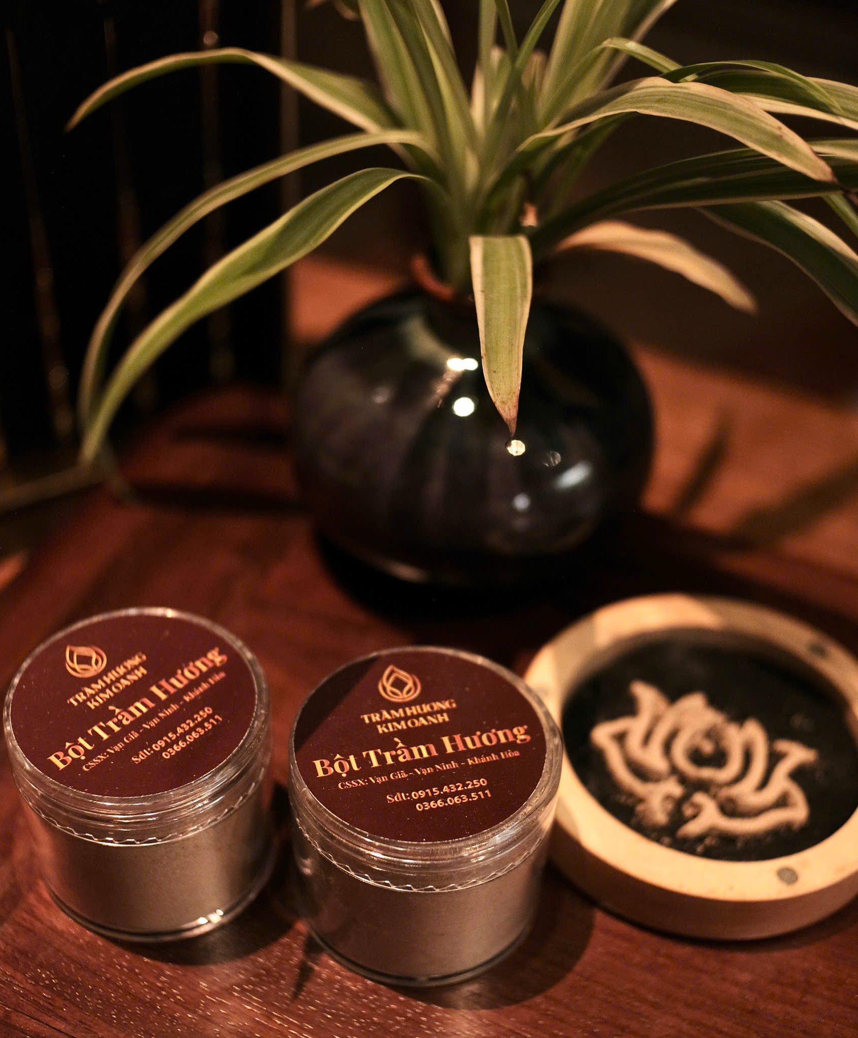 Bột Trầm Hương